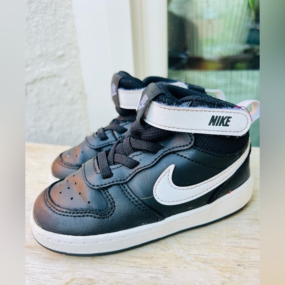 Nike toddlers Court Borough Mid 2 (TDV) Black/White 7.5US - Picture 1 of 8